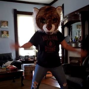 Meet your Posher, Tara